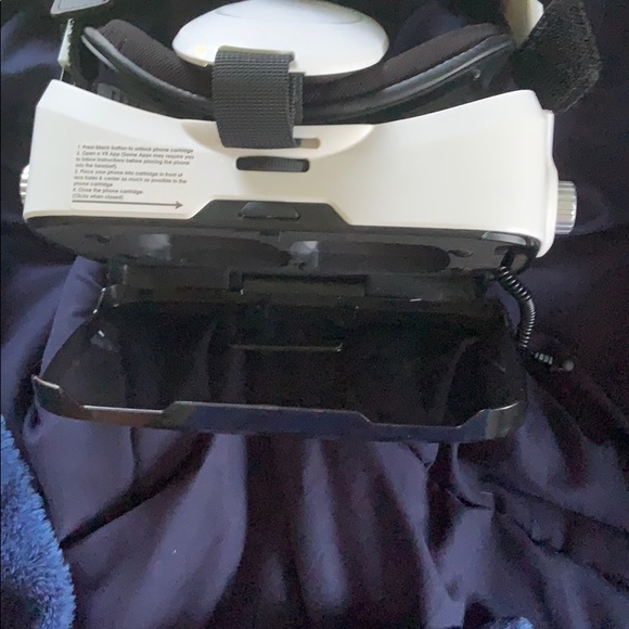 VR headset - Picture 4 of 4